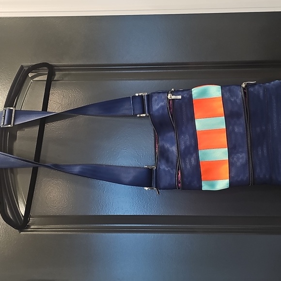 Maggie Bags Crossbody - Picture 11 of 11